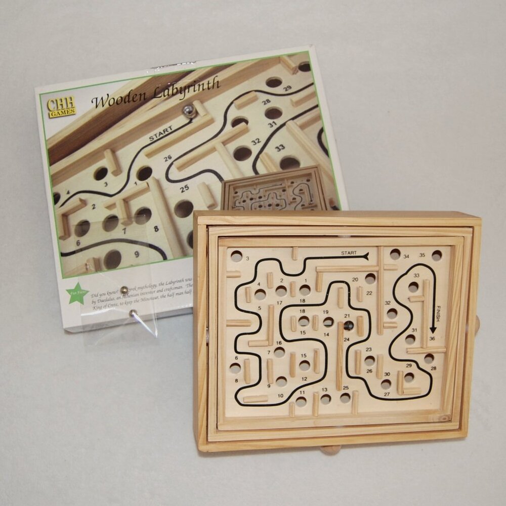 NIB Wooden Labyrinth Game